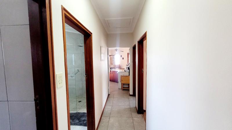 3 Bedroom Property for Sale in Dana Bay Western Cape